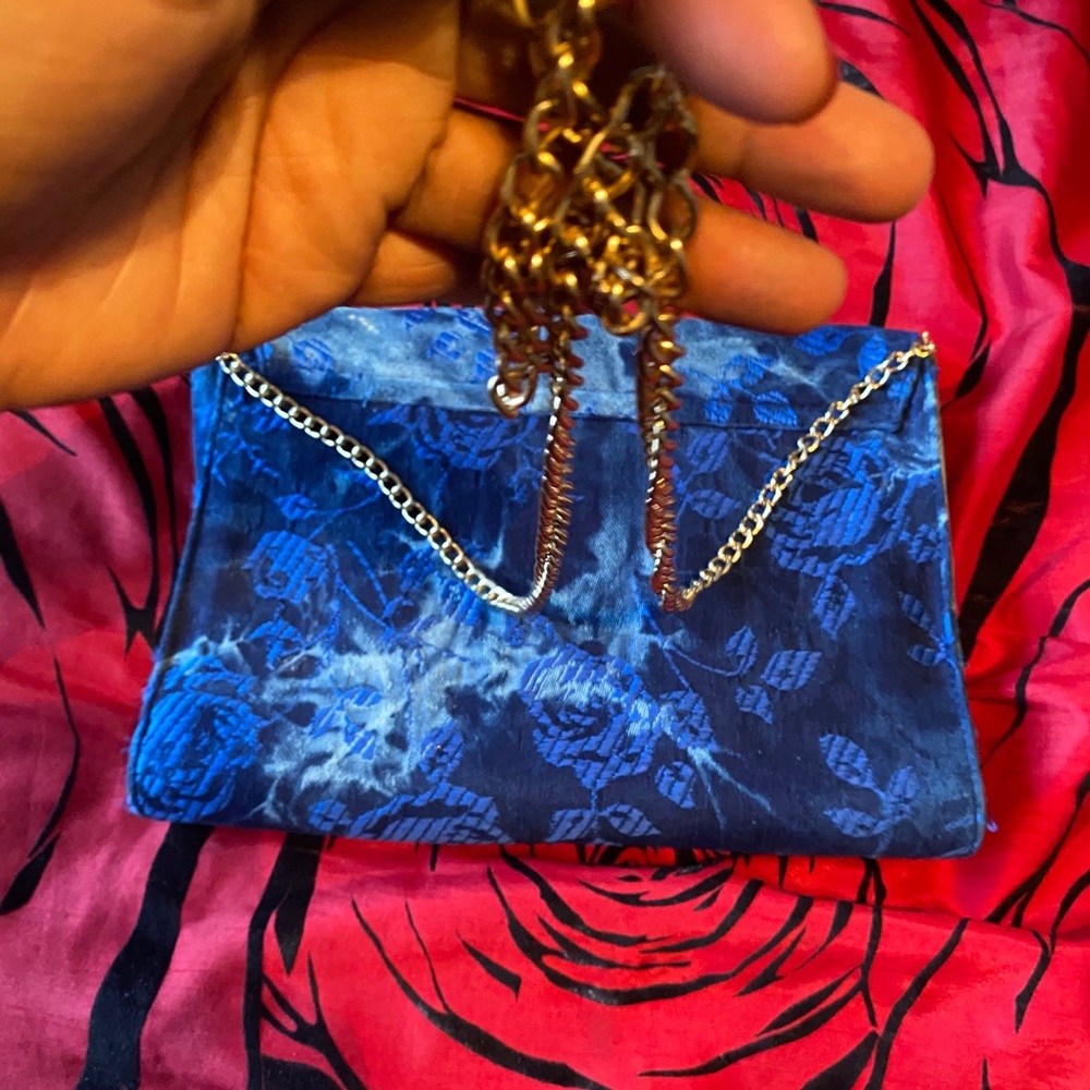 Purse - Picture 4 of 5